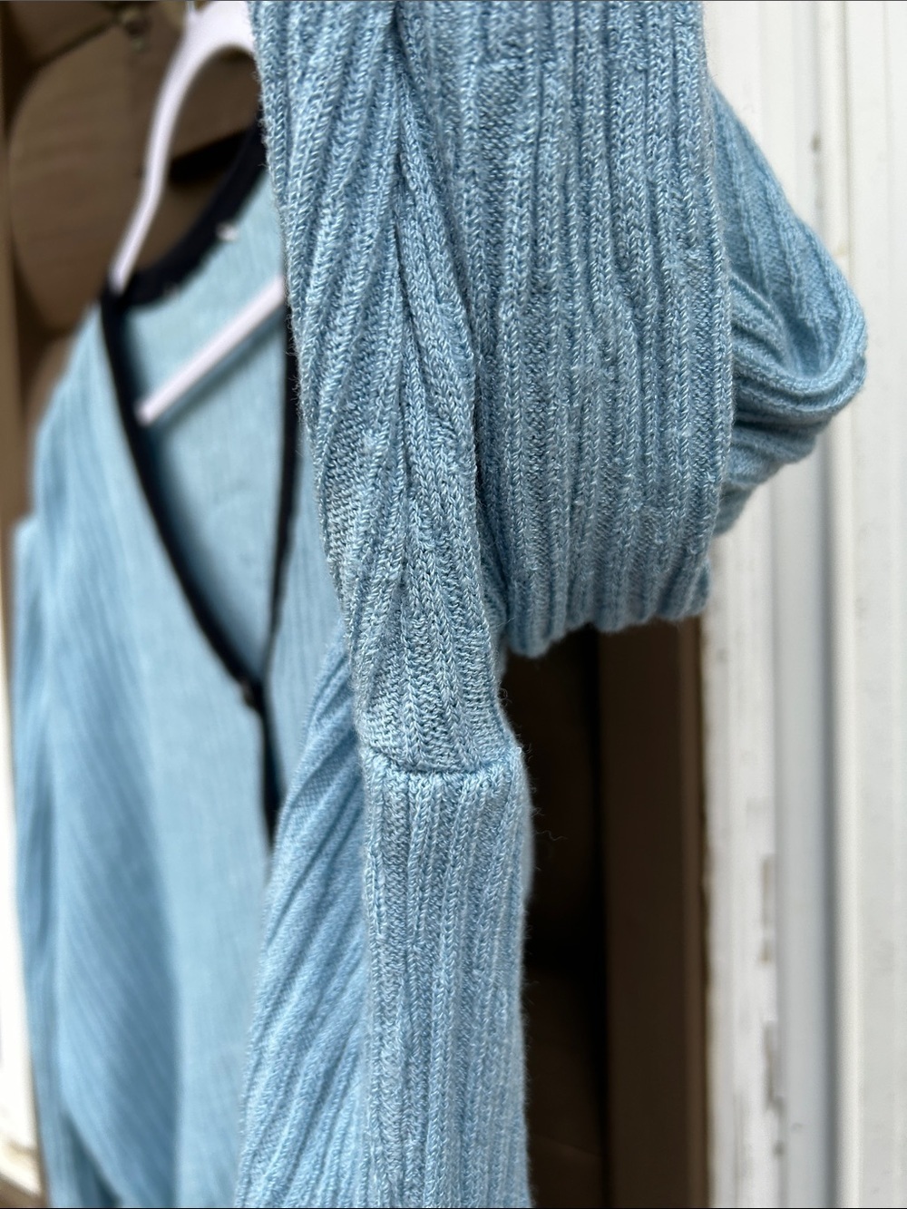 St. John Collection Vintage Santana Knit Cardigan Late 1980s–Early 1990s - Picture 14 of 17
